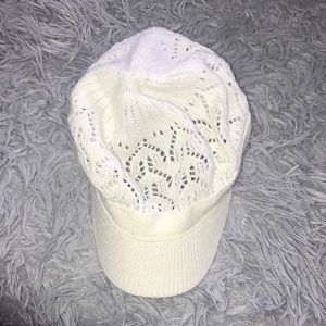Hat white lace detail